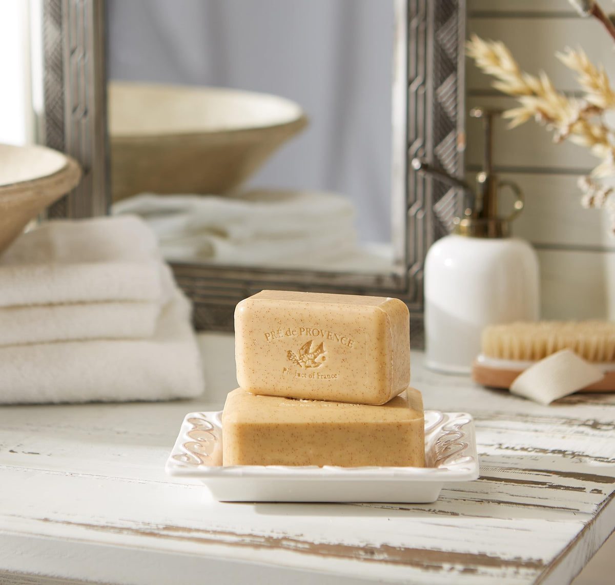 Pre de Provence lather in hand showing creamy foam for gentle cleansing