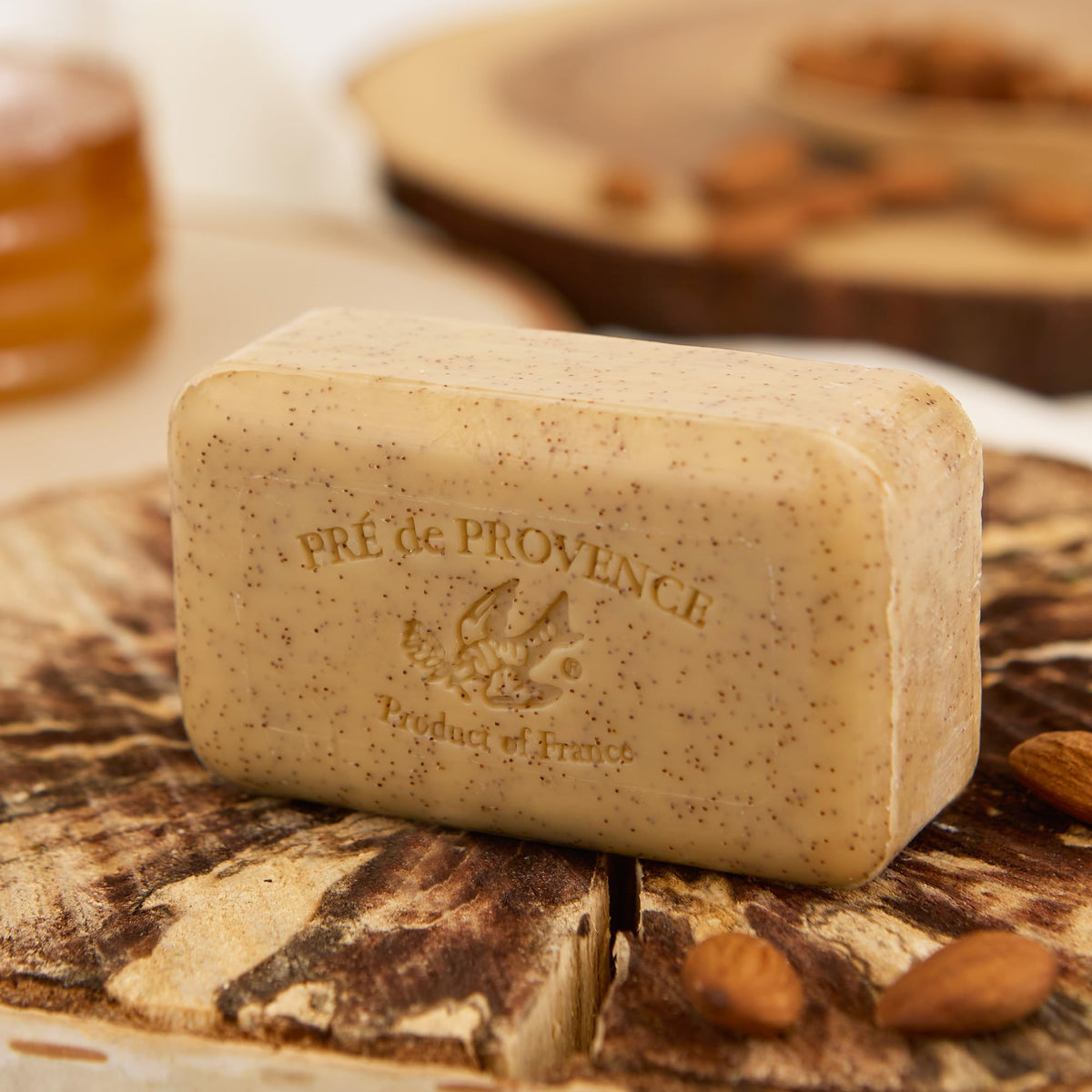 Pré de Provence soap bar side profile showing compact, dense shape