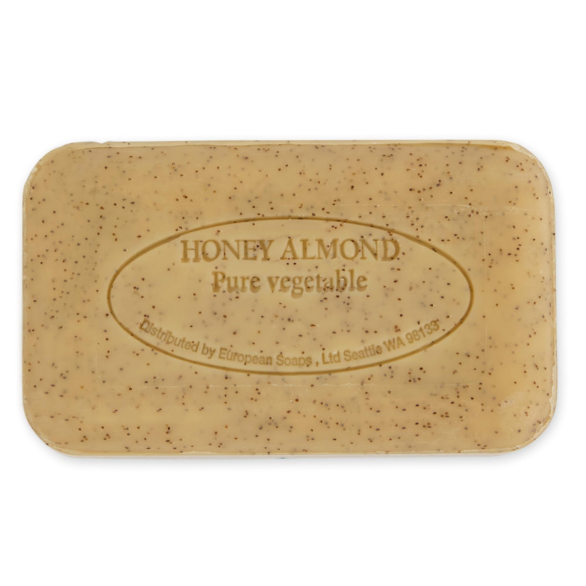 Pré de Provence creamy lather in hand demonstrating moisturizing foam