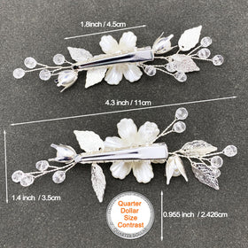 PRETTYLIFE size comparison with a coin showing compact 11cm length for discreet wear