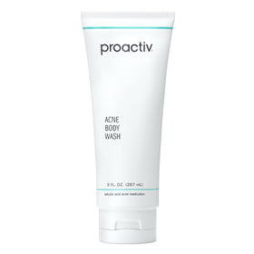 Proactiv front label showing product name and benefits for clear skin