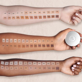 PÜR MINERALS before and after swatch showing improved skin tone and concealed blemishes