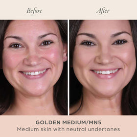 PÜR MINERALS powder texture detail showing smooth finish and lightweight blendability