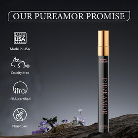 PUREAMOR oil texture close-up highlighting rich extrait concentration and longevity