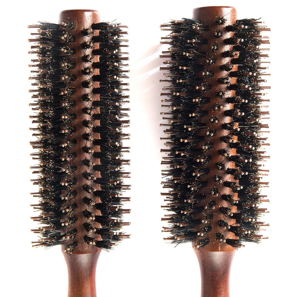 puto wooden larch handle close-up, comfortable grip for precise styling
