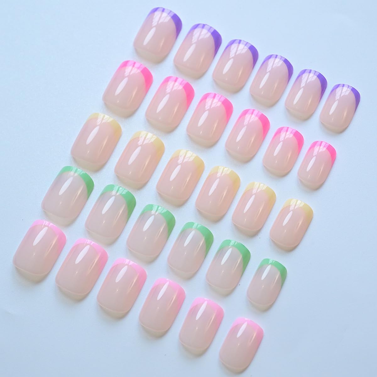 Puyokinm transparent 12-grid box showing how nails and accessories are stored neatly