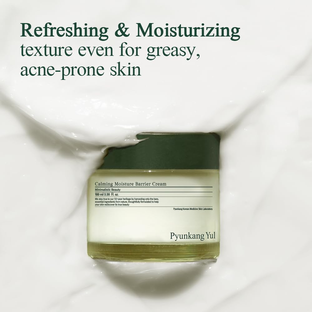 Pyunkang Yul jar next to ruler illustrating 100ml size and travel-friendly scale
