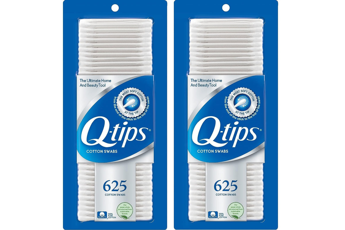 Q-tips front packaging showing twin 625-count value, brand convenience