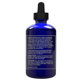 Radha Beauty oil texture closeup highlighting lightweight absorbent feel