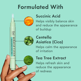 Rael clear gel texture close-up illustrating fast-drying lightweight feel