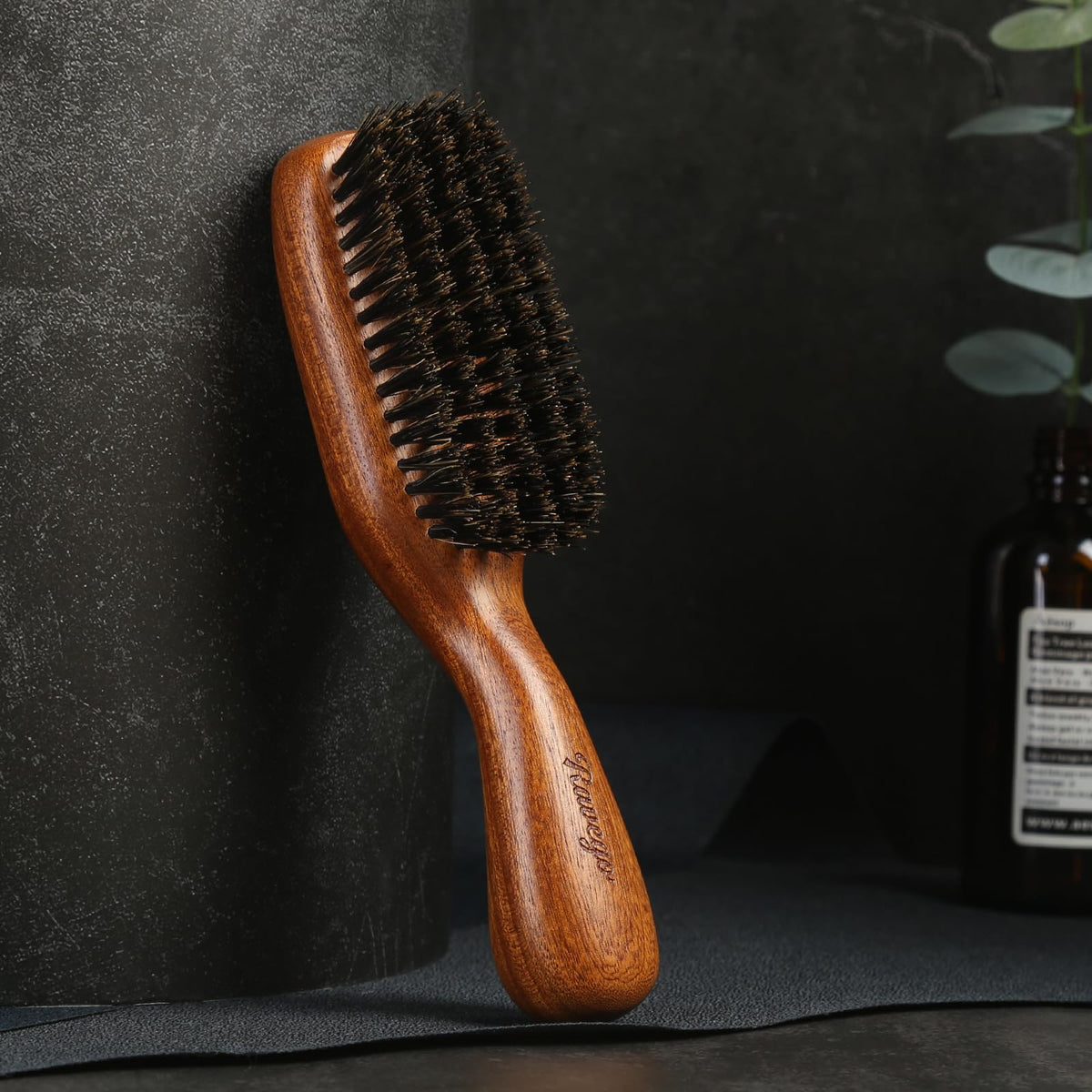 RAVEGO lifestyle scene styling beard for improved texture and neatness