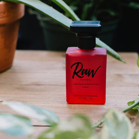 RawChemistry ingredient callout image emphasizing clean, non-plastic formula