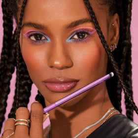 Real Techniques 312 lash separator comb in use detangling lashes for cleaner mascara finish