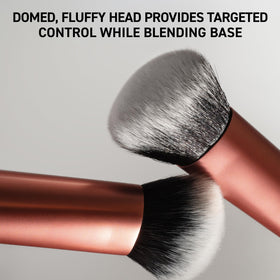 Real Techniques angled handle and ferrule showing grip benefit: precise control