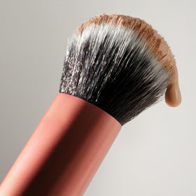 Real Techniques brush on vanity with cosmetics benefit: professional everyday results