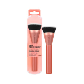 Real Techniques brush front angled showing oval head for precise contouring