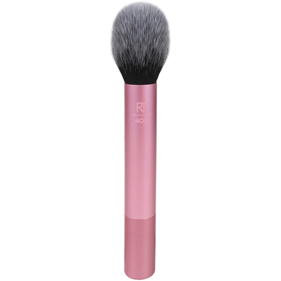 Real Techniques front view of ultra plush blush brush showing shape and density for flawless application