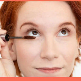 Redhead Revolution wand close-up applying even, clump-free coverage