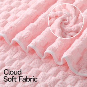 REDKISS care label and fabric showing easy machine-wash maintenance