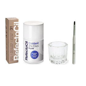 RefectoCil front packaging showing kit contents and natural shade benefit