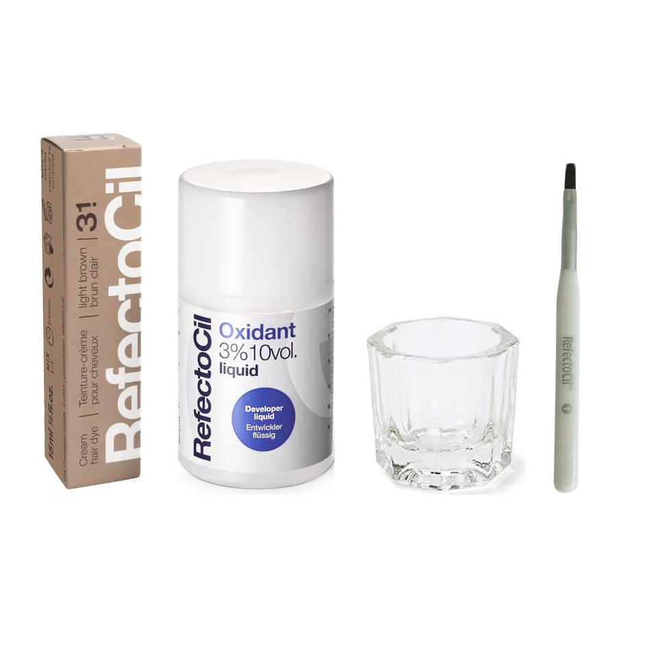 RefectoCil front packaging showing kit contents and natural shade benefit