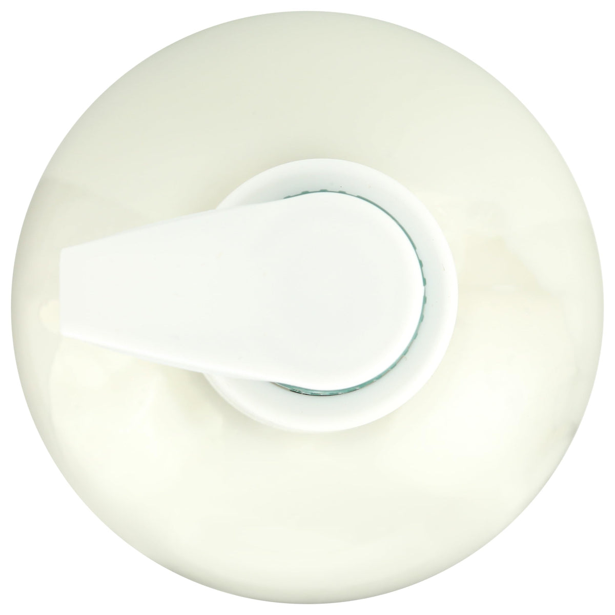 RENPURE conditioner texture close-up demonstrating creamy slip and smooth hydration