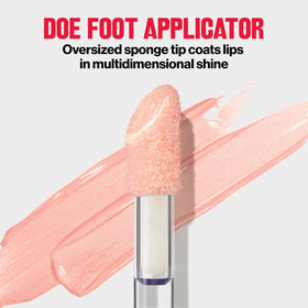Revlon Super Lustrous on lips in natural light for hydrated high-shine effect