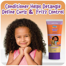 Ricitos de Oro conditioner texture pouring to show creamy slip and hydration