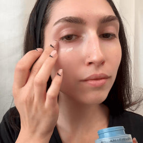 RODAN + FIELDS Vitamin C ingredient close-up highlighting brightening benefit