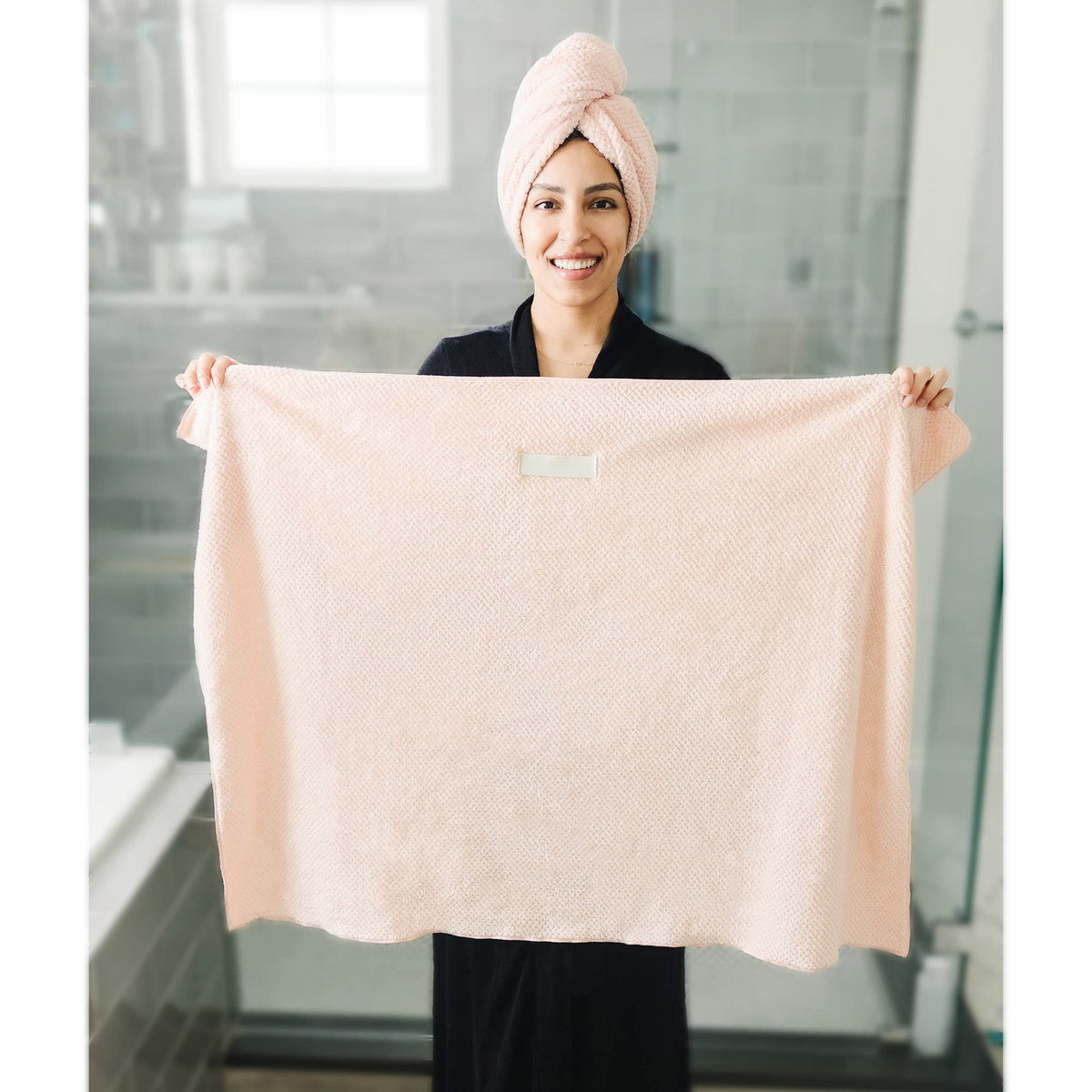 ROLSHOL microfiber texture closeup highlighting absorbency and softness
