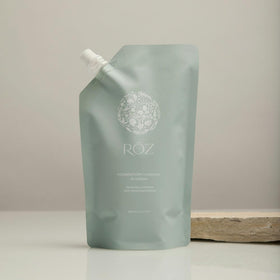 RŌZ conditioner texture close-up highlighting ceramides and smoothness