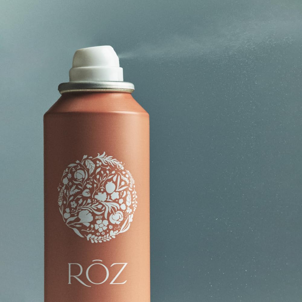 RŌZ root lift spray nozzle detail ready to mist, ensures even lightweight coverage