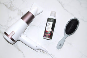 R+Co Centerpiece applied to hair before and after, showing detangle and shine improvement