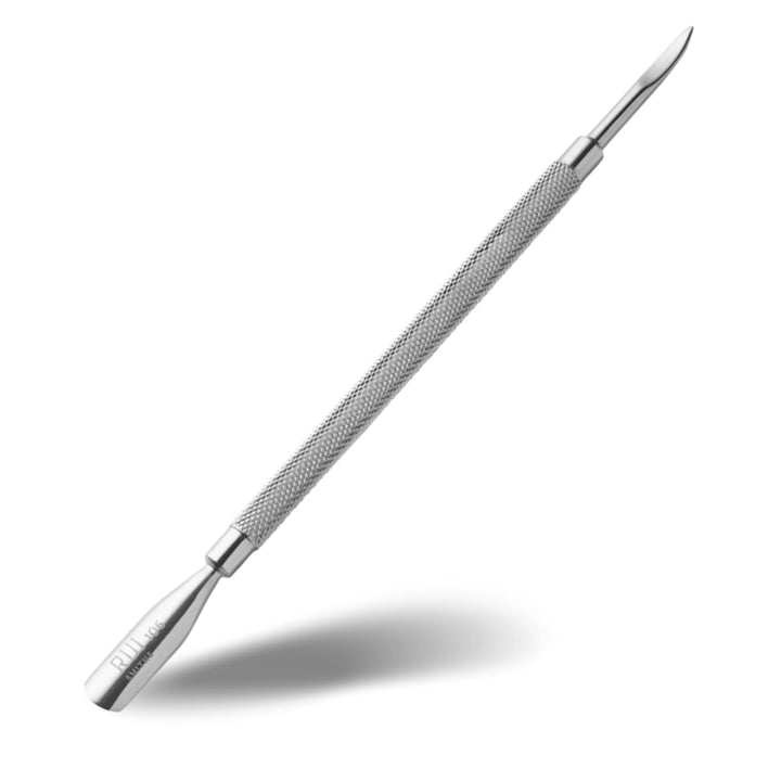 Rui Smiths front view of Style 106 cuticle pusher showing professional styling and dual ends