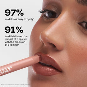 Sacheu application demo on lips demonstrating one-swipe define and fill