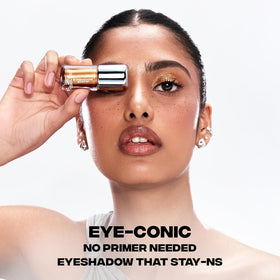 Sacheu STAY-N shimmer detail reflecting light for multidimensional sheen