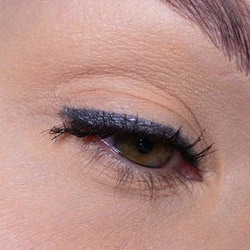 Sandstone Scandinavia pencil tip close-up highlighting creamy glide for precise lines