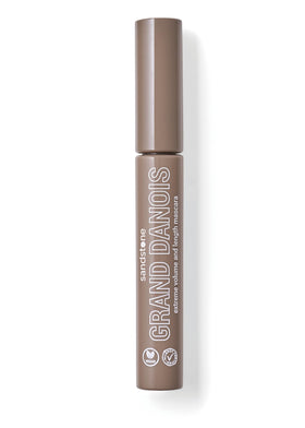 Sandstone Scandinavia mascara swatch on skin highlighting smooth, buildable texture