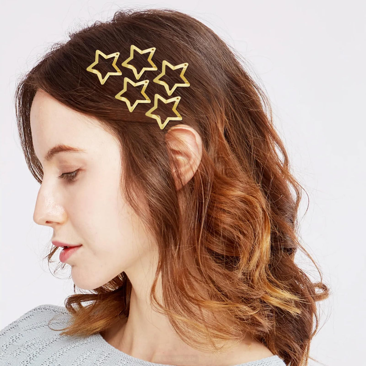 SAOROPEB clips in festival hairstyle showing trendy Y2K aesthetic