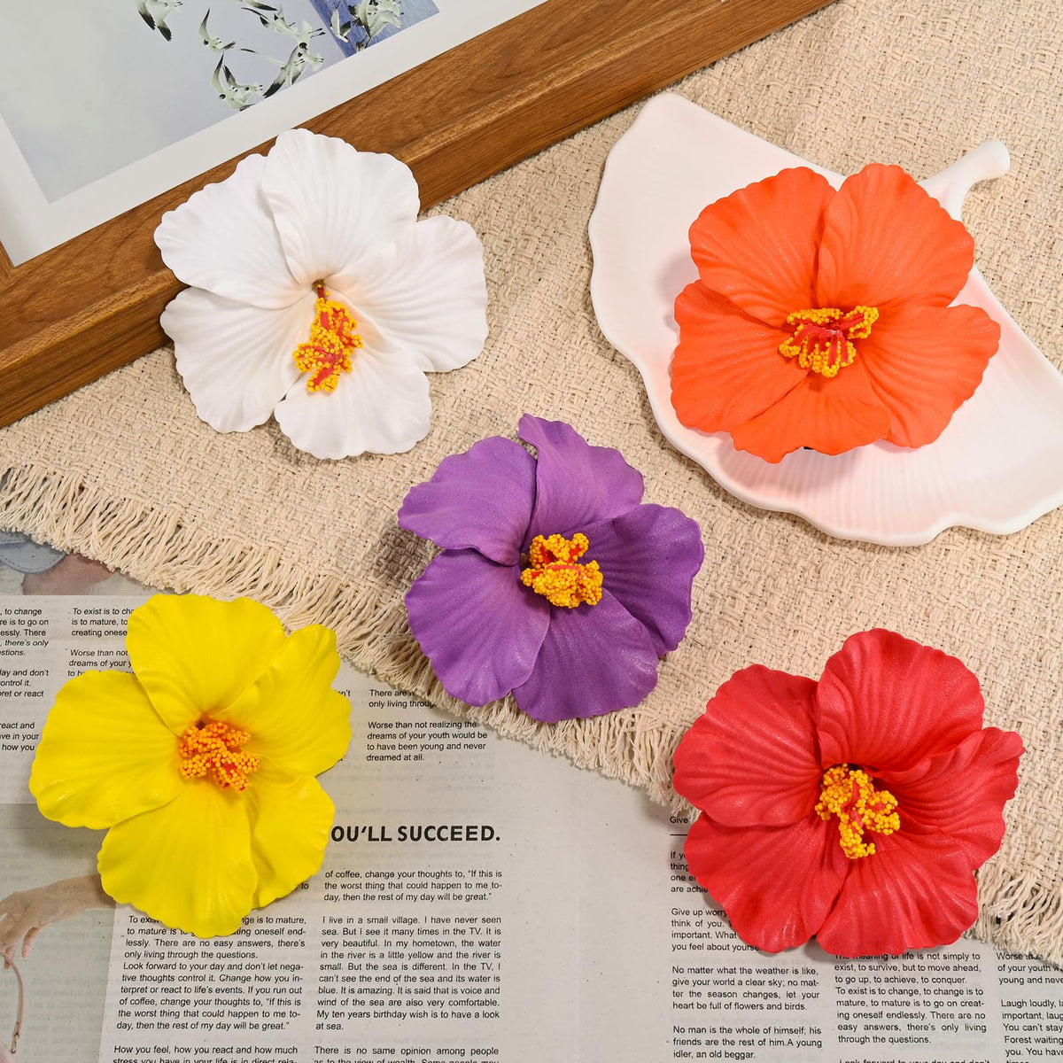 SAOROPEB clips styled in beach hair, vibrant boho vacation benefit