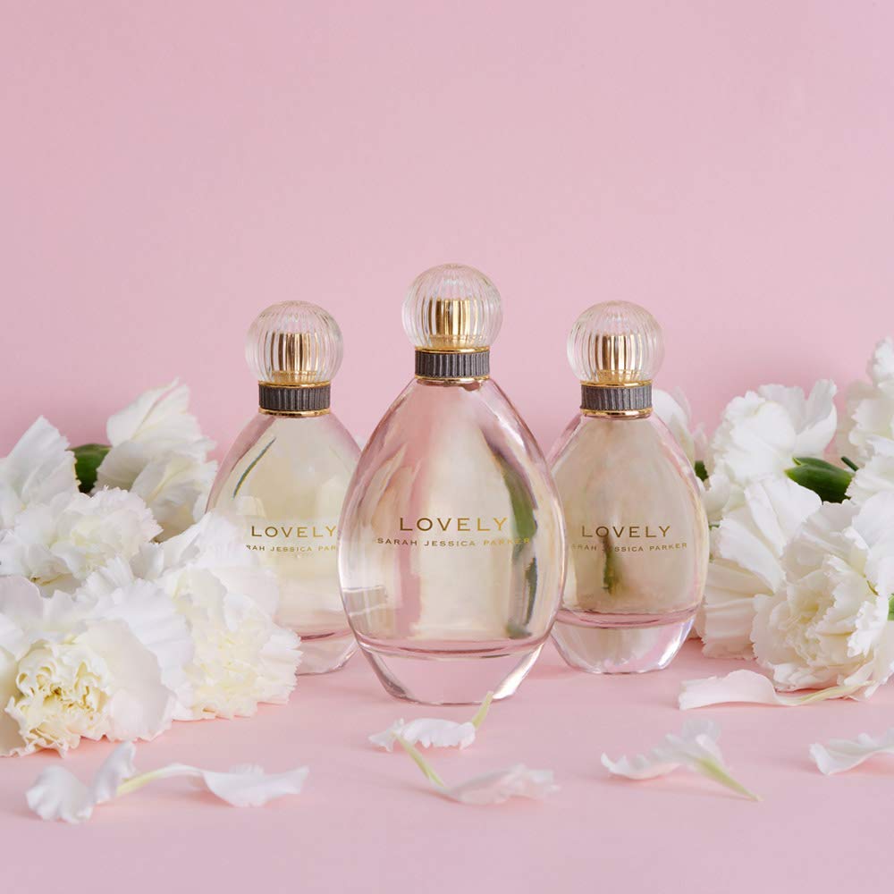 Sarah Jessica Parker Lovely glass texture close-up, emphasizes premium finish and tactile appeal benefit