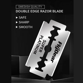 sasiga hand holding single blade showing safe handling and compactness