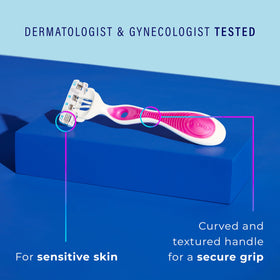 Schick Hydro Silk pivoting cartridge at angle to follow body curves