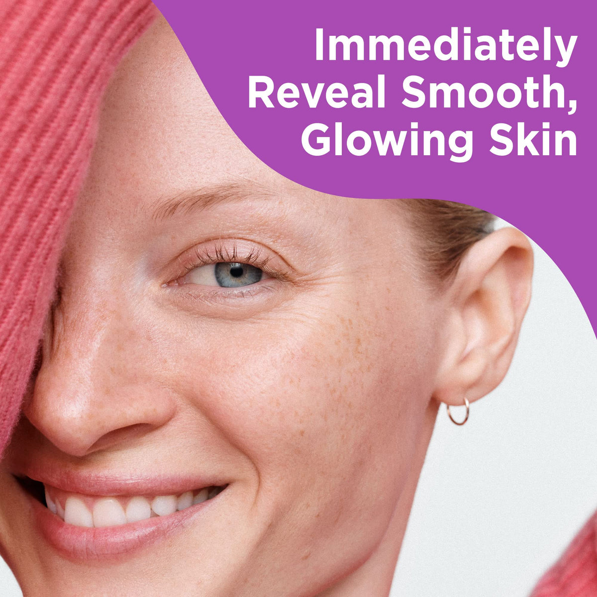 Schick Hydro Silk close-up of exfoliating-edge blade demonstrating smooth glide
