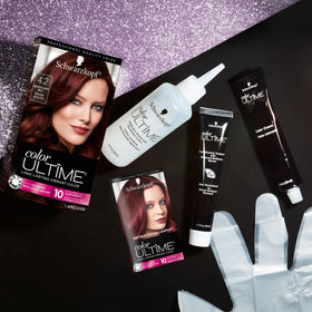 close-up of Schwarzkopf color cream texture demonstrating smooth spread for even coverage