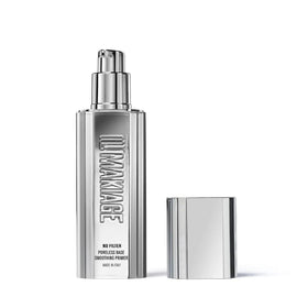 Scinex IL MAKIAGE primer front tube showing compact clear packaging and travel size convenience