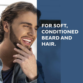 Scotch Porter beard in use demonstrating detangling and softer facial hair