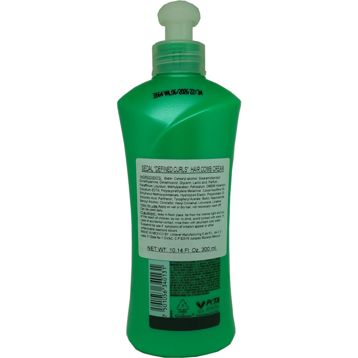 Sedal cream texture close-up highlighting smooth formula for easy distribution