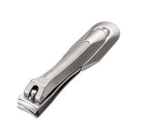 Seki EDGE SS-112 displayed in packaging as a premium gift option with durable construction