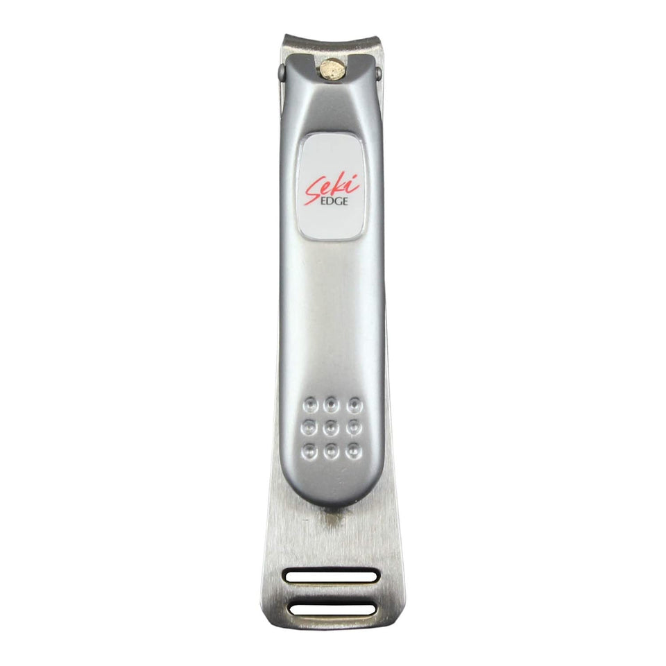 Seki EDGE front view showing compact stainless-steel clipper and precise tip benefit